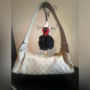 Gucci East to West shoulder bag